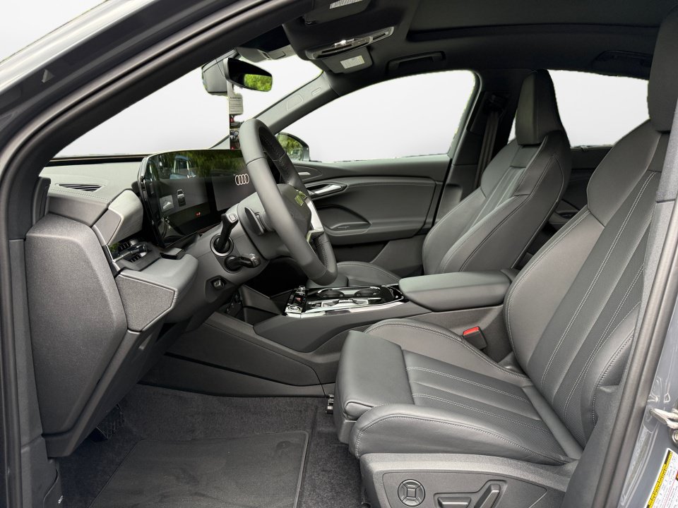 New 2027 Audi Q6 e-tron Premium Plus AWD/4WD image 9