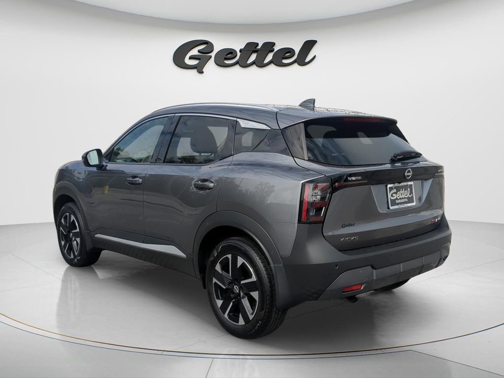 Certified 2025 Nissan Kicks SR w/ Interior Electronics Package AWD/4WD image 6