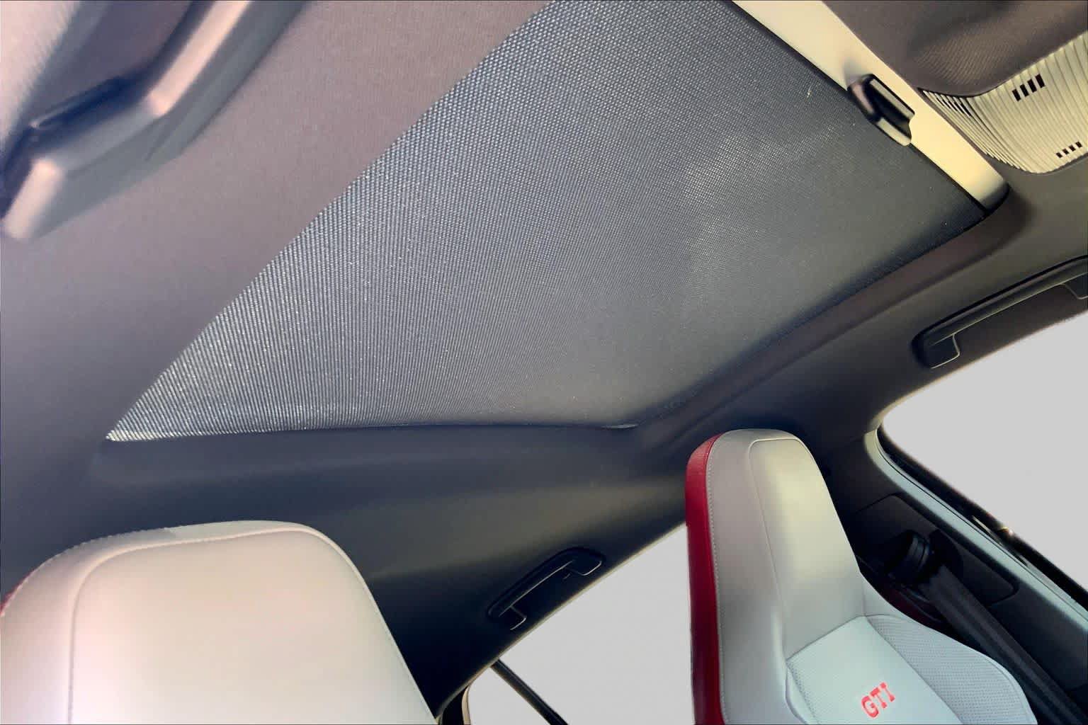 Used 2023 Volkswagen GTI Autobahn FWD image 13