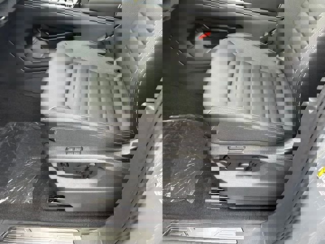 New 2026 Volkswagen Atlas Cross Sport SEL R-Line image 26