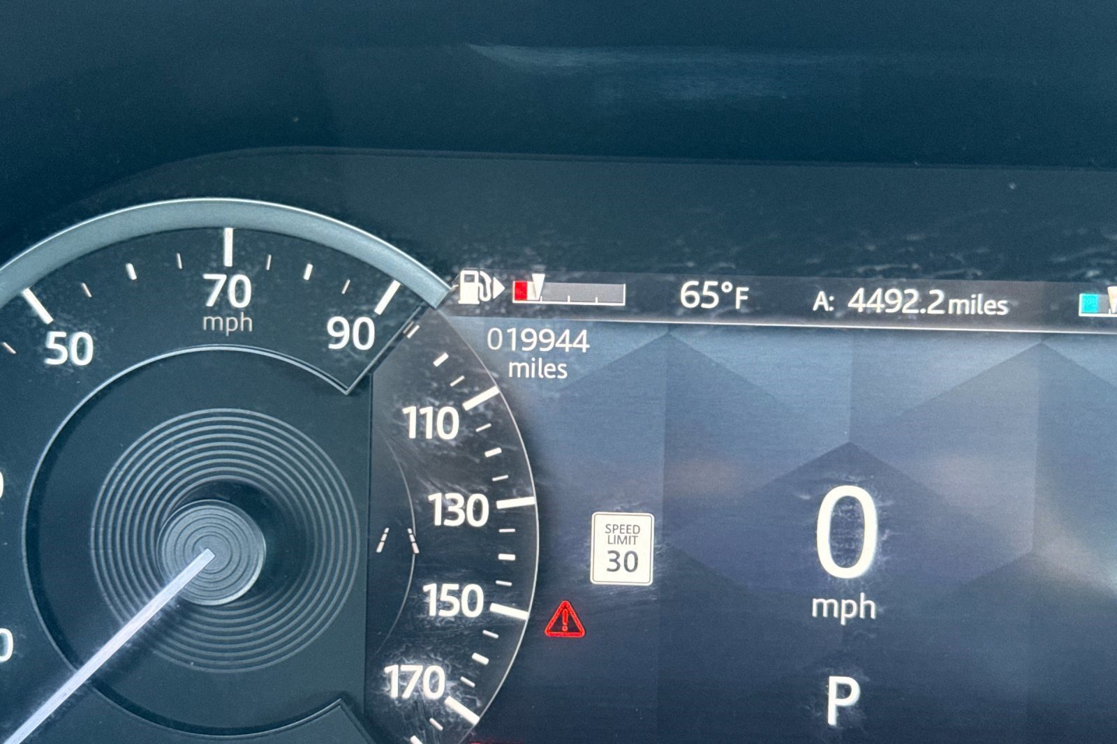 Used 2023 Jaguar F-PACE R-Dynamic S image 17