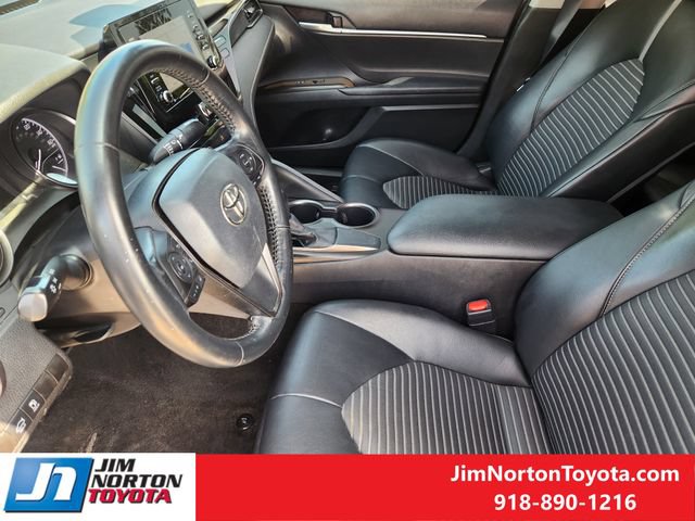 Used 2021 Toyota Camry SE FWD image 13