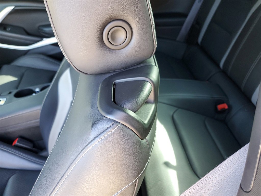 Used 2017 Chevrolet Camaro SS image 11