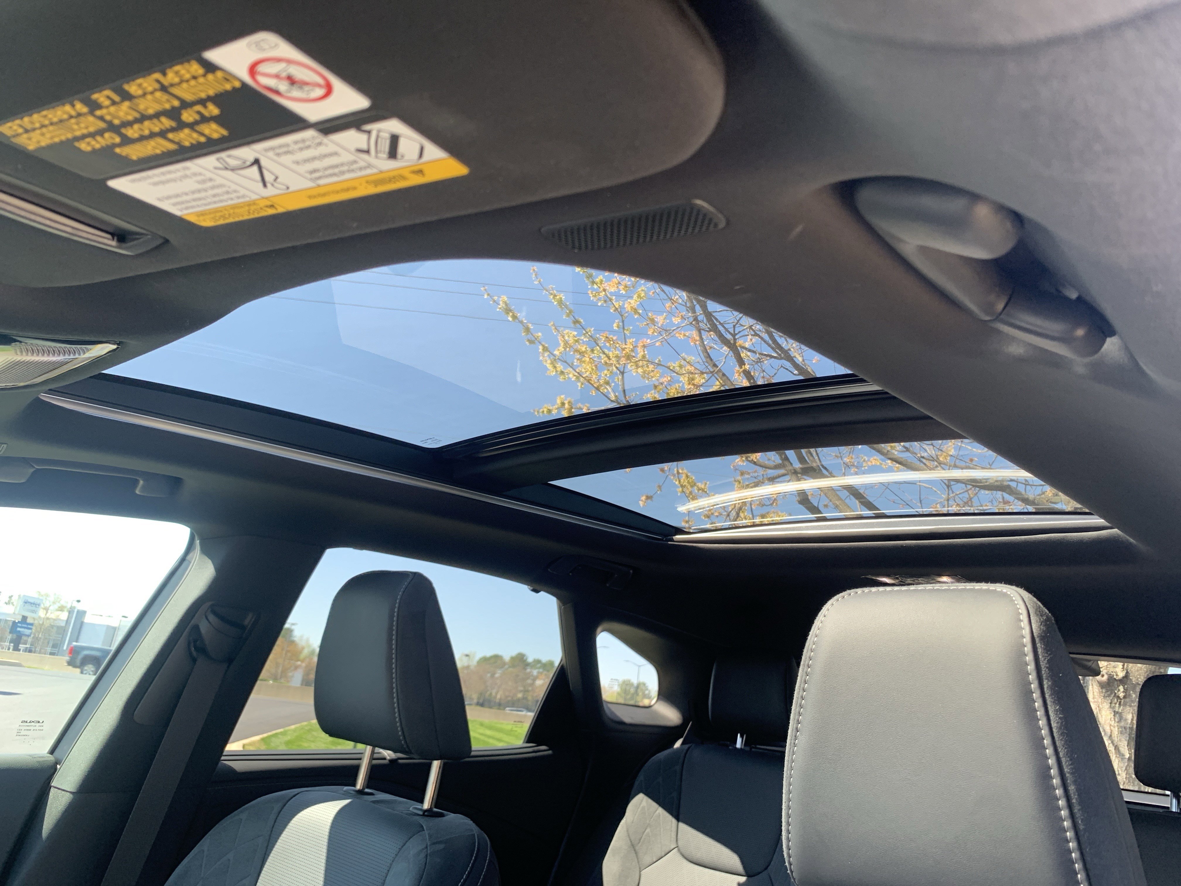 Used 2025 Lexus RX 350 350h Luxury w/ Convenience Package image 28