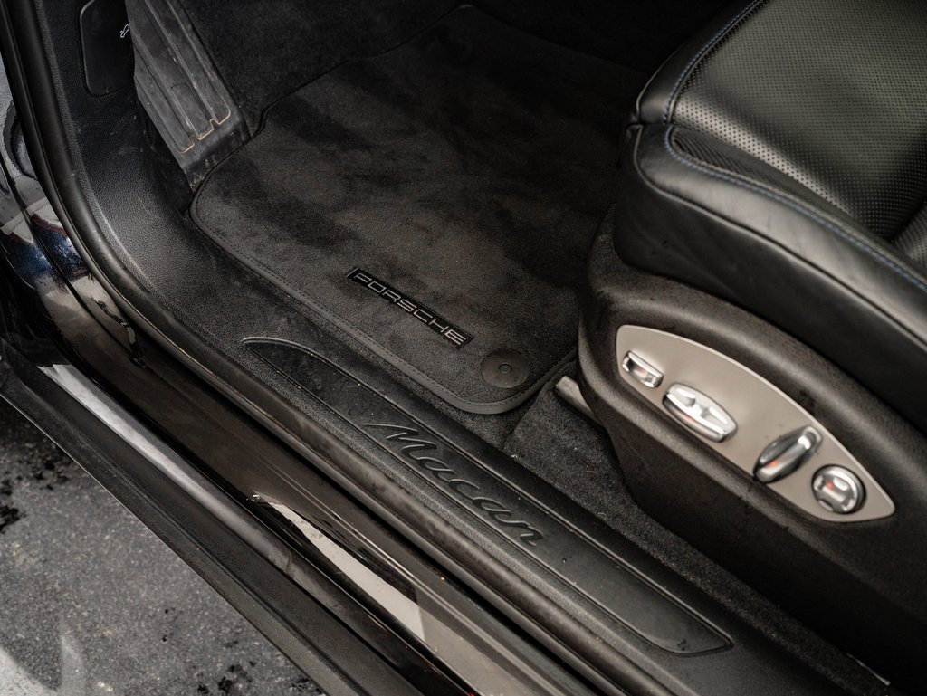 Certified 2024 Porsche Macan image 36