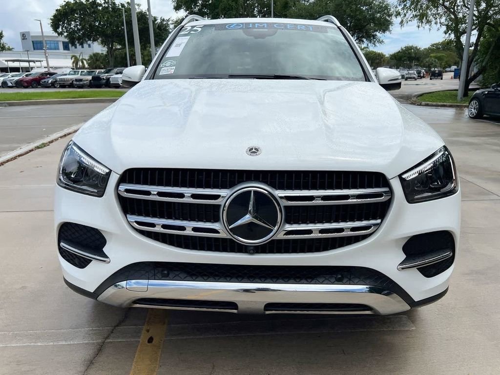 Used 2025 Mercedes-Benz GLE 350 4MATIC image 2