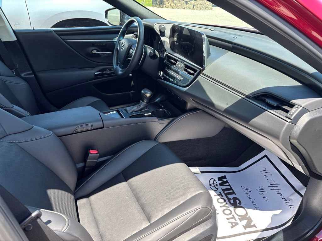 Used 2023 Lexus ES 250 w/ Premium Package AWD/4WD image 6