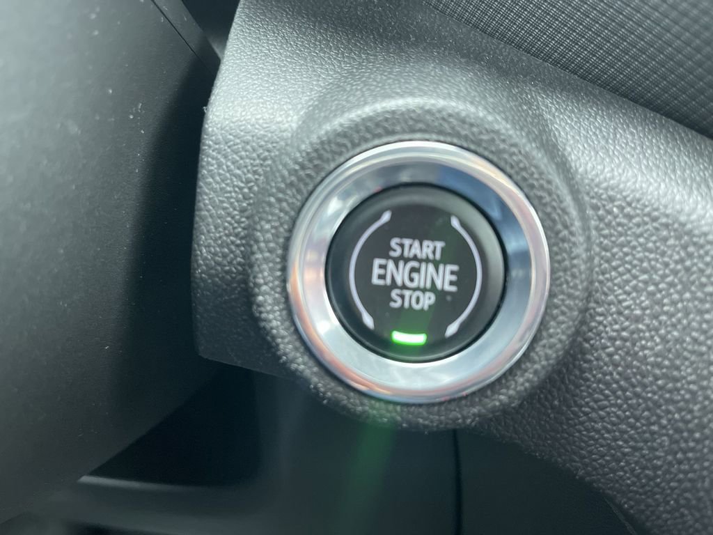 Used 2023 Chevrolet TrailBlazer LT FWD image 9