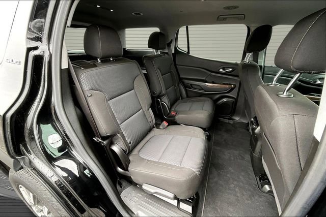 Used 2023 GMC Acadia SLE AWD/4WD image 24