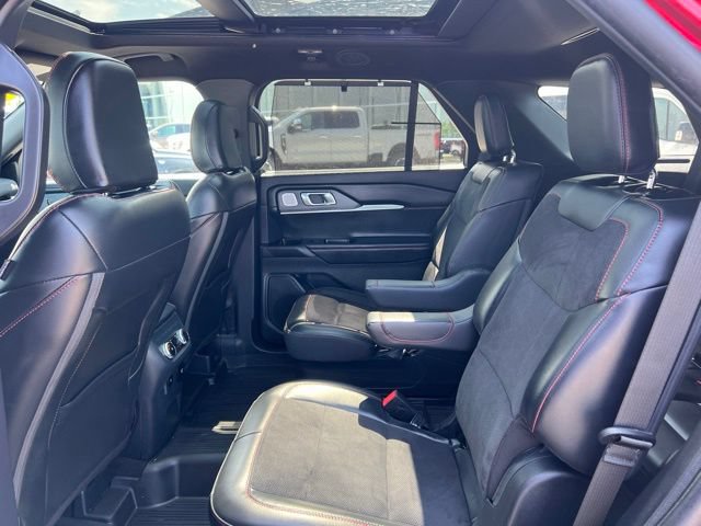 Certified 2025 Ford Explorer ST AWD/4WD image 19