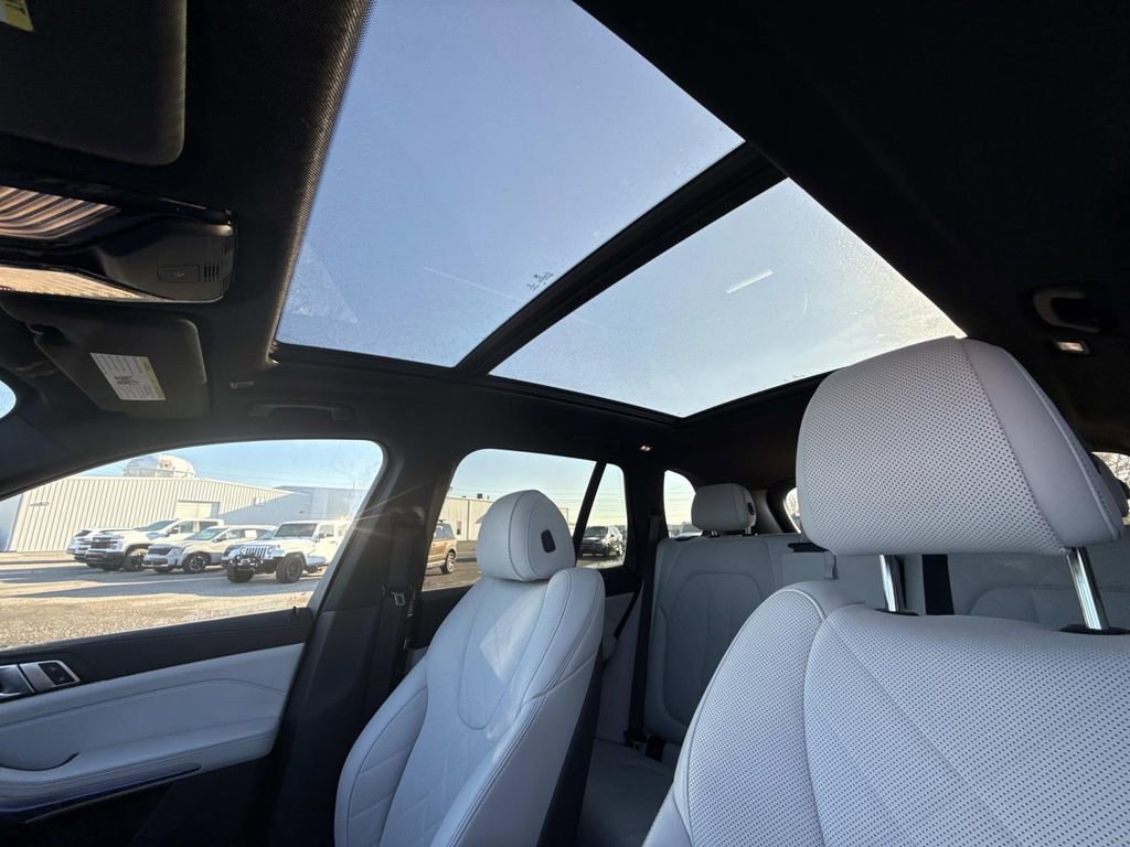 Used 2023 BMW X5 sDrive40i w/ Premium Package image 20
