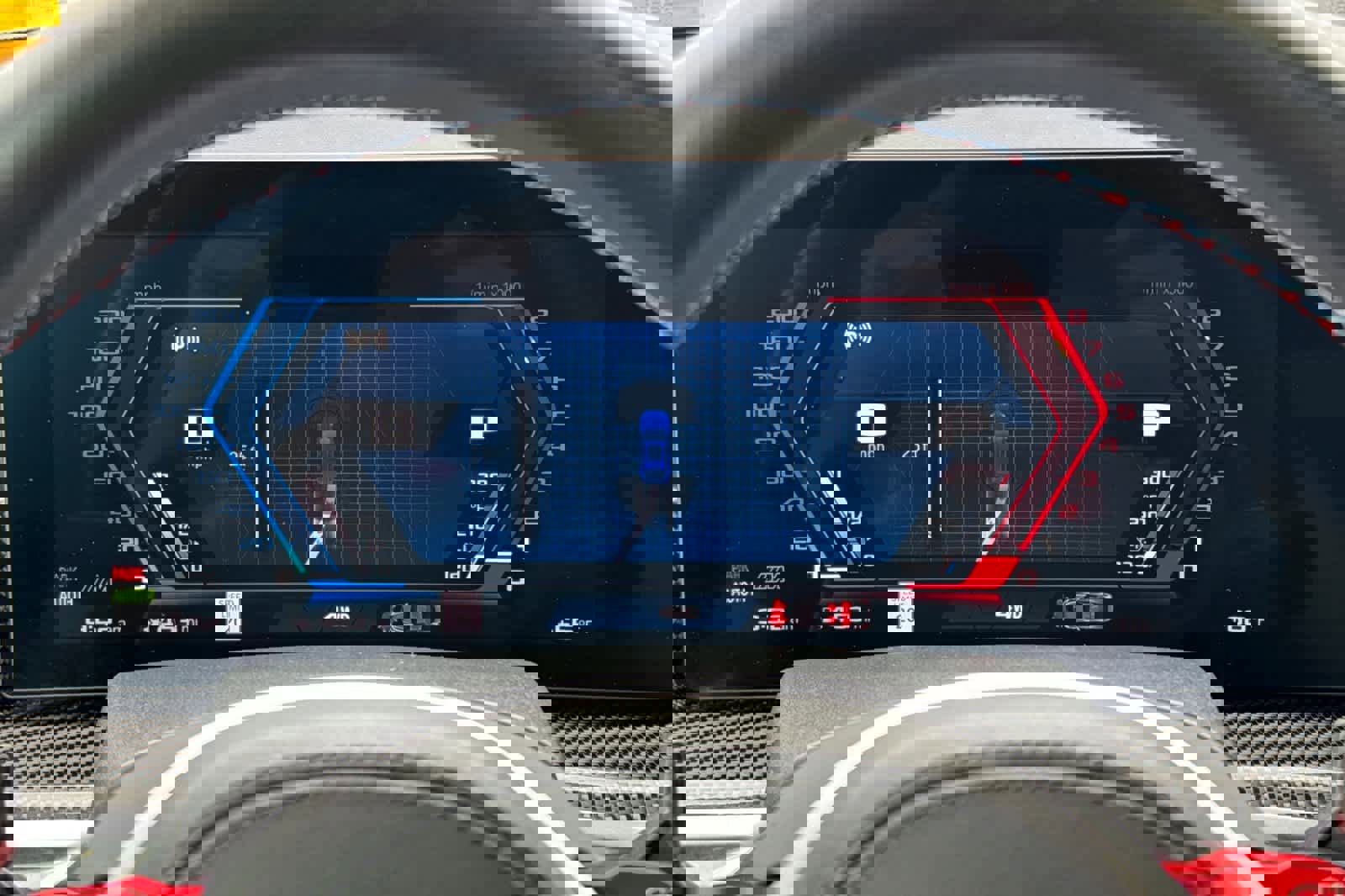 Used 2024 BMW X6 M Competition w/ Executive Package image 30