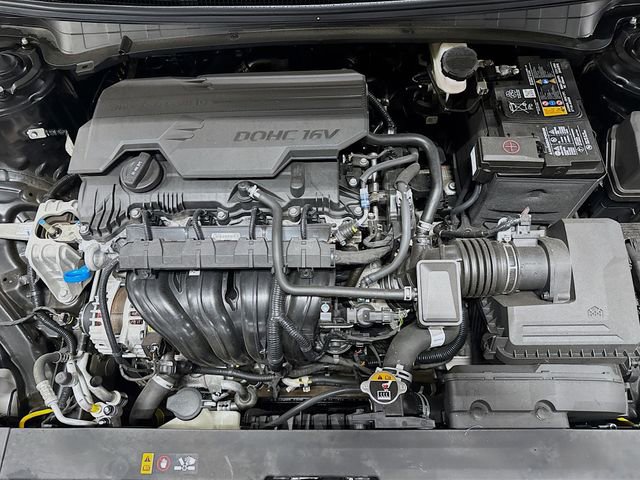 Used 2025 Kia K4 EX image 28