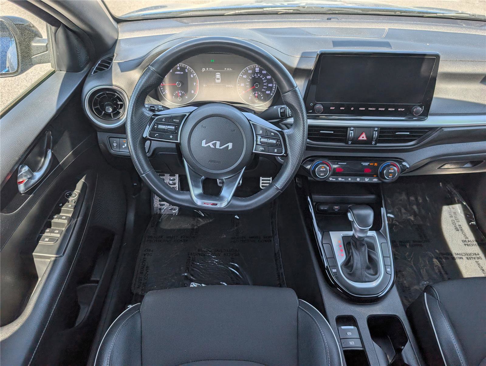 Used 2022 Kia Forte GT-Line w/ GT-Line Technology Package FWD image 16