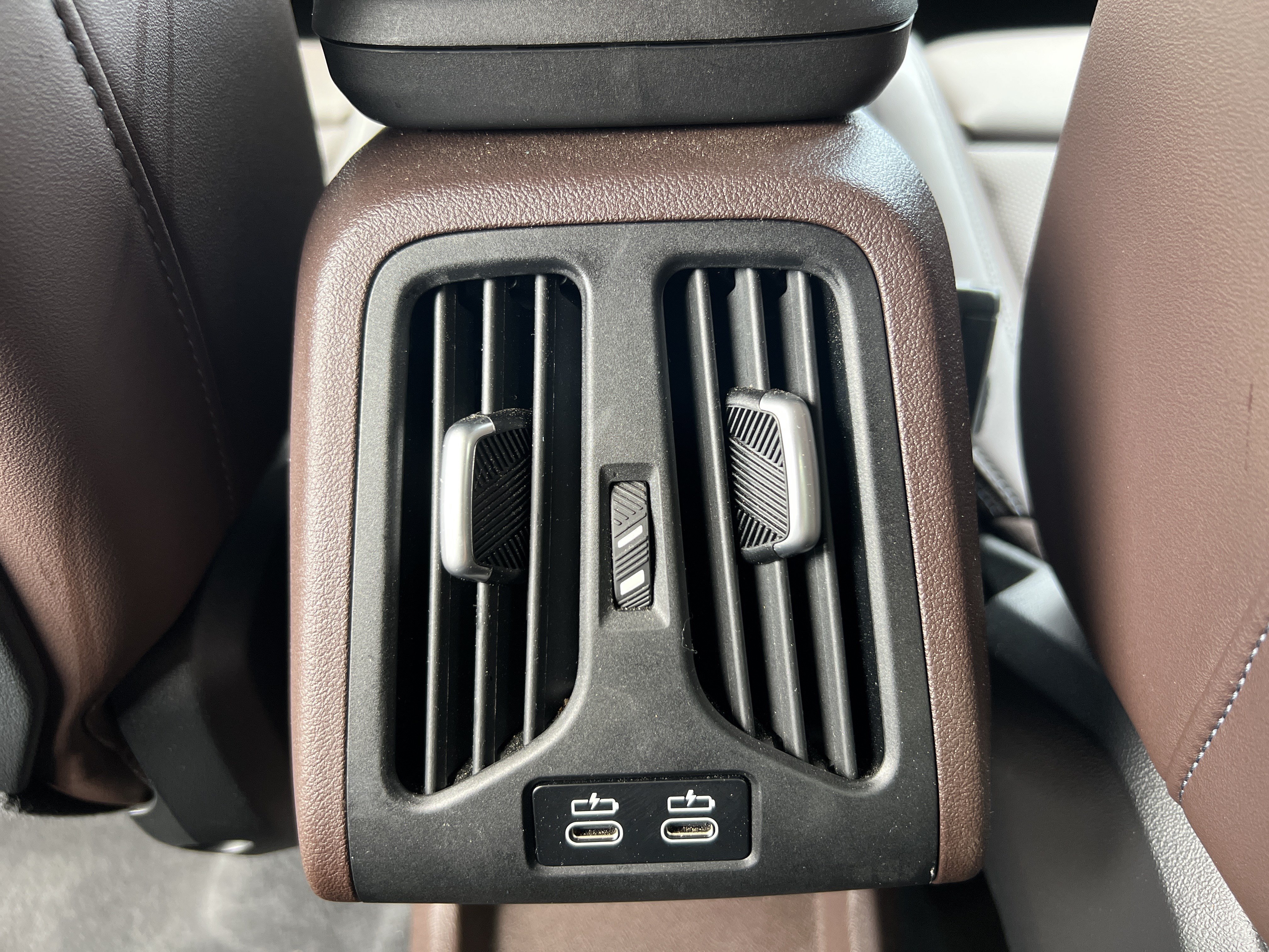 Certified 2025 BMW X2 xDrive28i AWD/4WD image 38