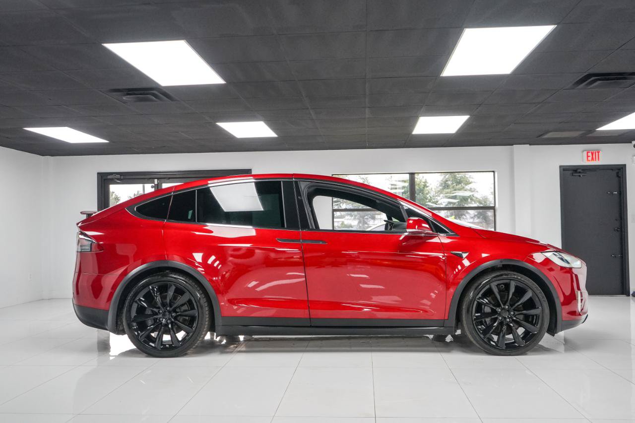 Used 2018 Tesla Model X 75D AWD/4WD image 6
