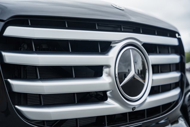 New 2026 Mercedes-Benz GLS 450 4MATIC image 12