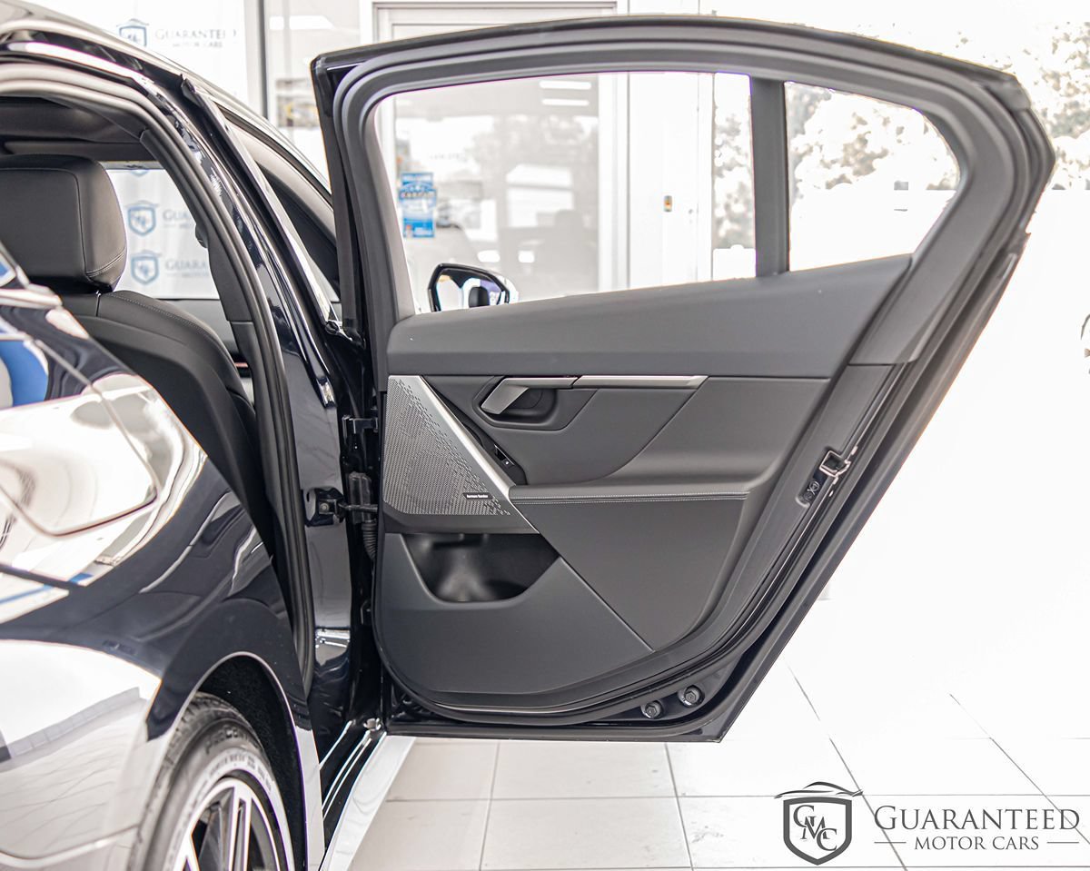 Used 2026 BMW 530i xDrive AWD/4WD image 41