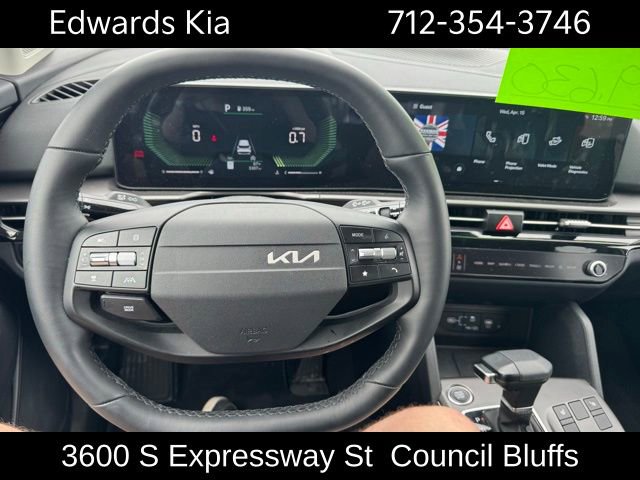 New 2026 Kia Sportage EX FWD image 17