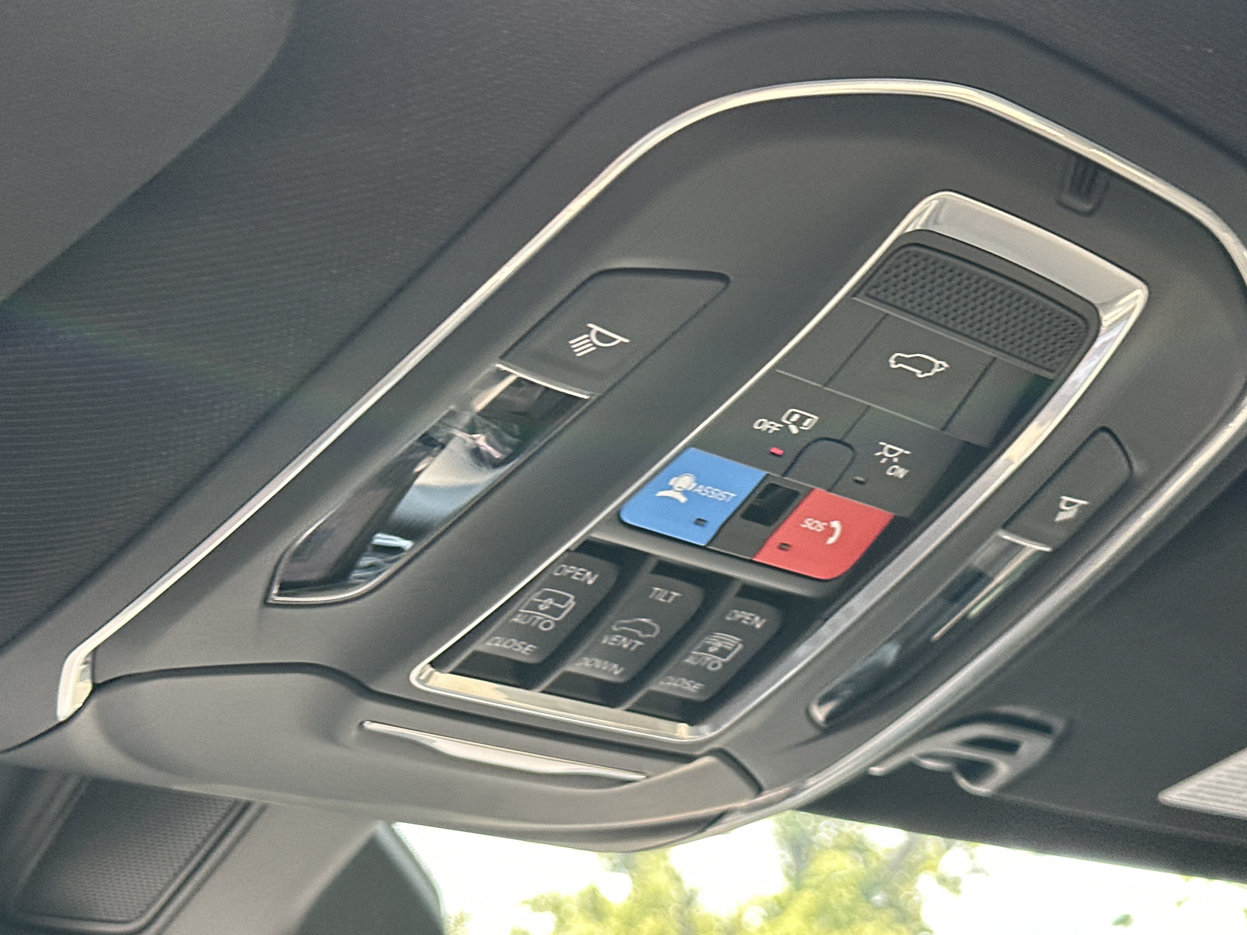 New 2026 Jeep Grand Wagoneer L Limited AWD/4WD image 14
