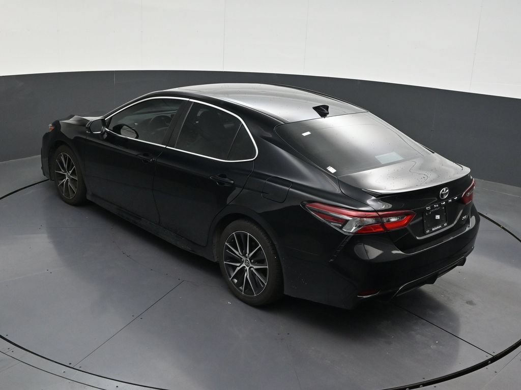Used 2022 Toyota Camry SE w/ Audio Upgrade Package FWD image 17