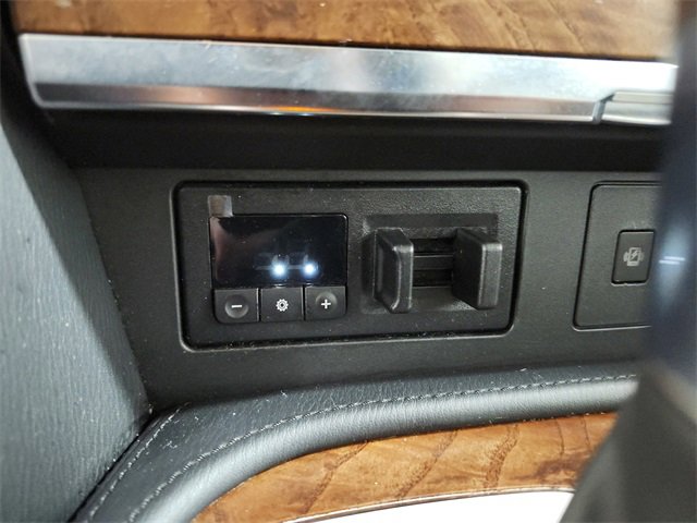 Used 2023 Nissan Armada SL w/ Captain's Chairs Package image 37