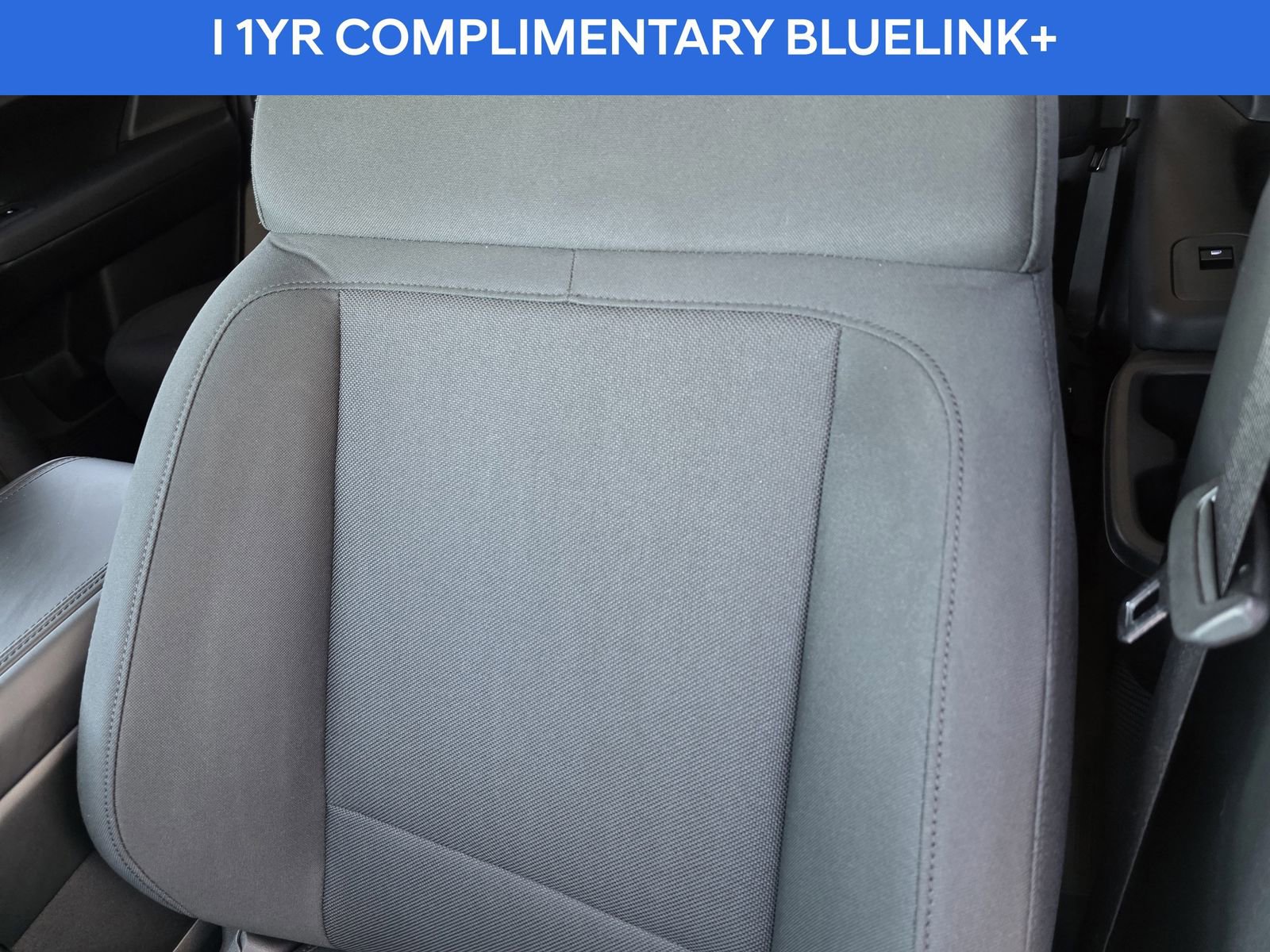 Used 2025 Hyundai Santa Fe SE image 14