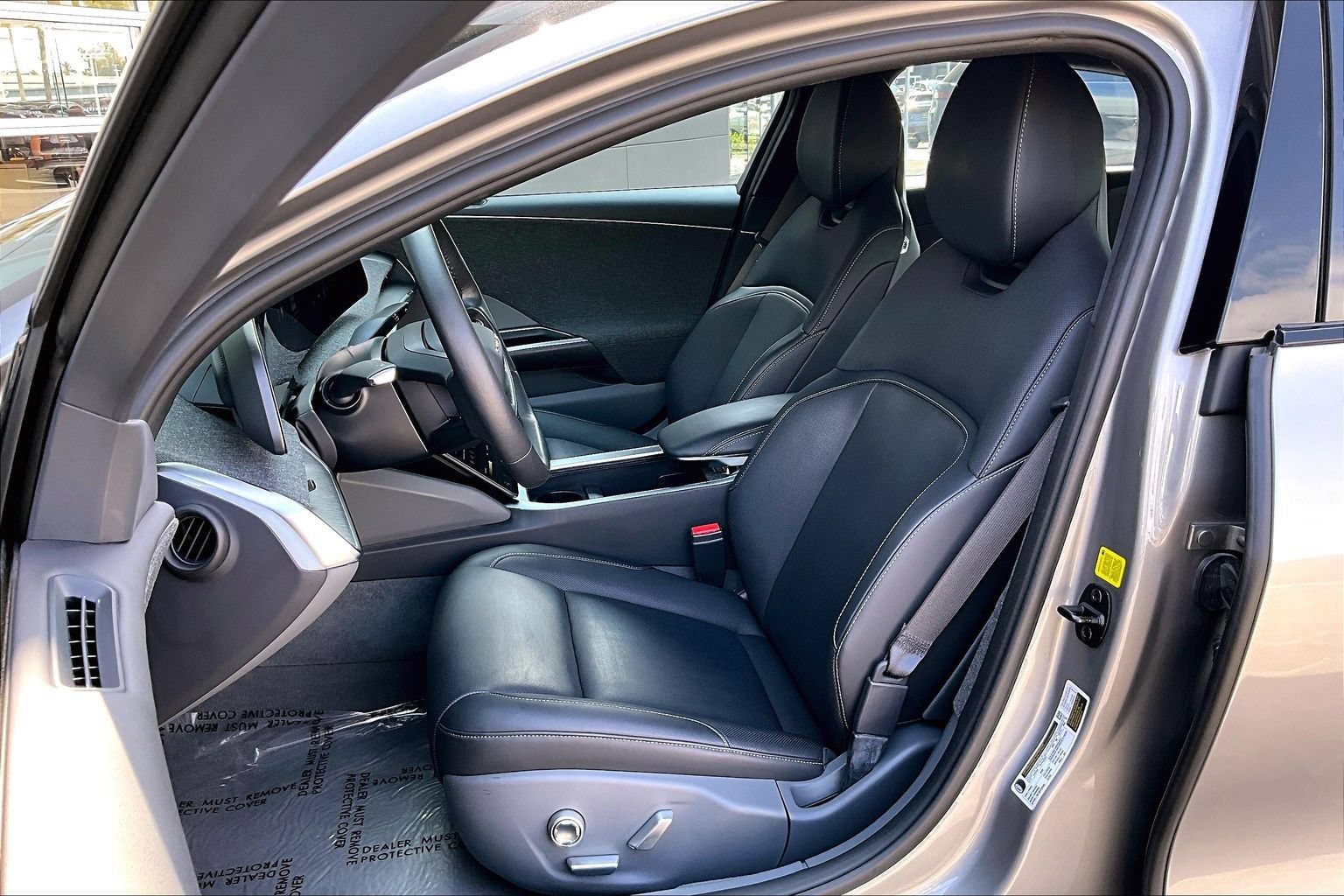 Used 2024 Lucid Air Touring AWD/4WD image 25