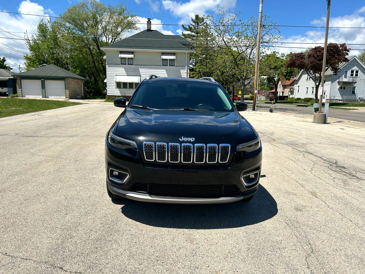 Used 2020 Jeep Cherokee Limited image 2