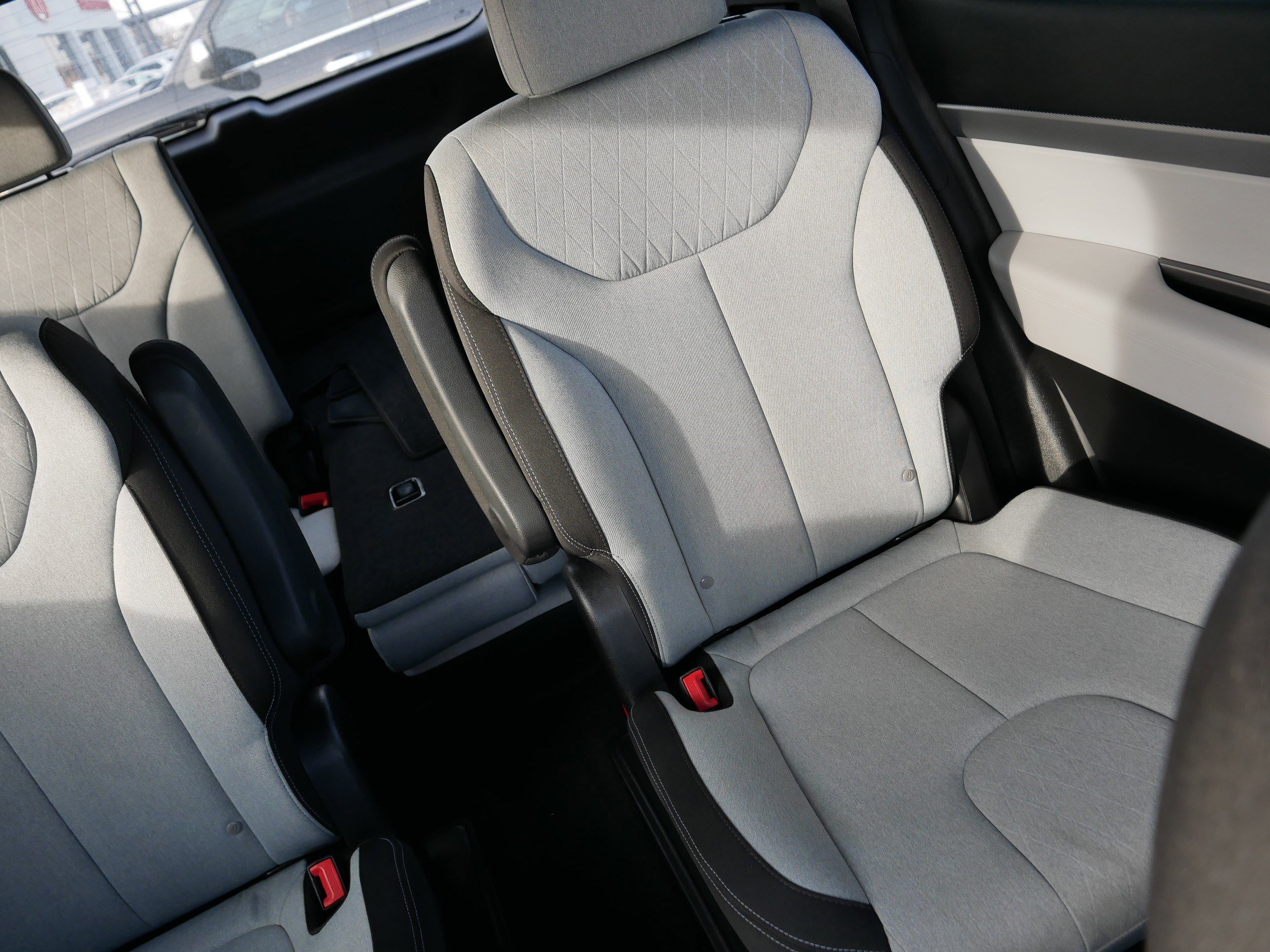 Used 2020 Hyundai Palisade SEL w/ Convenience Package image 14