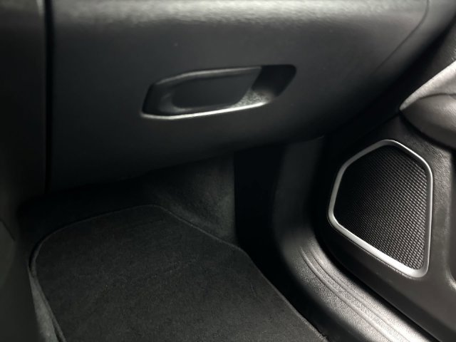 Used 2025 Jeep Compass Latitude AWD/4WD image 27