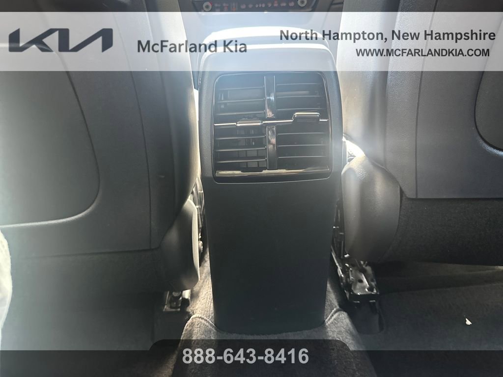Used 2023 Kia Niro EX FWD image 23