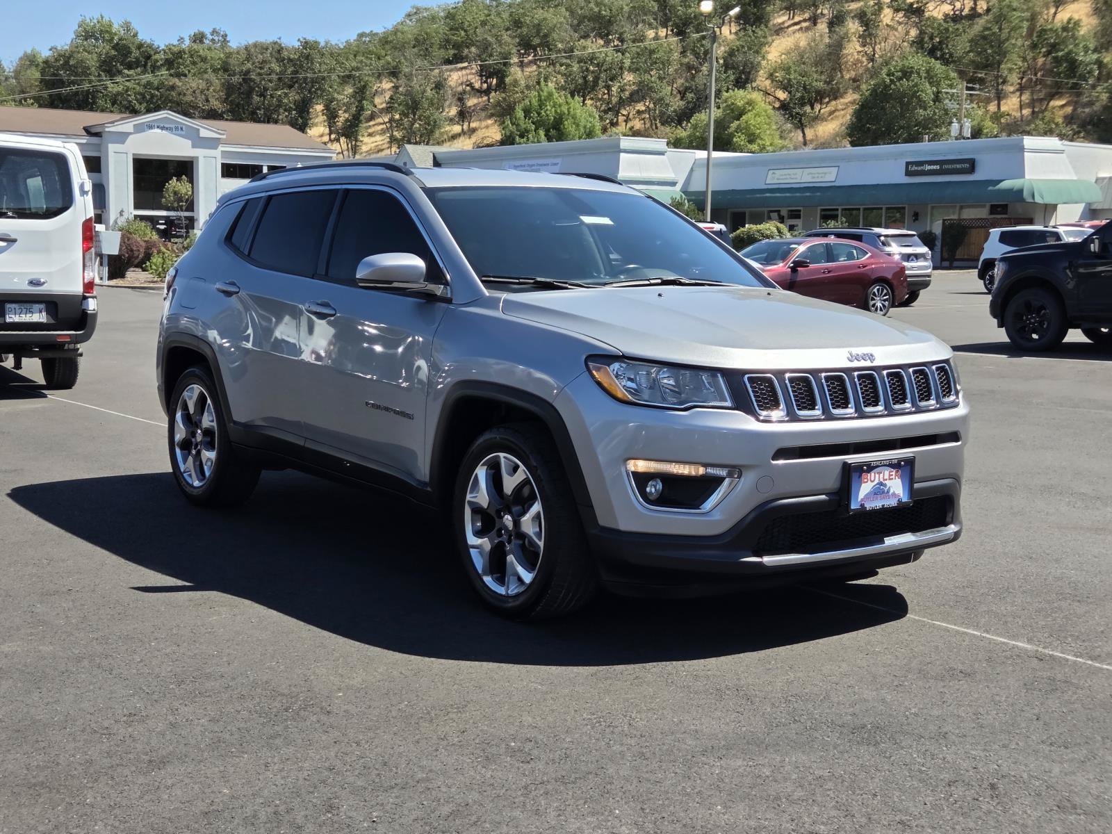Used 2020 Jeep Compass Limited FWD image 3