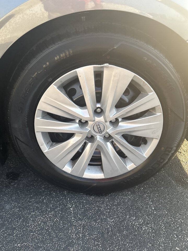 Used 2024 Nissan Sentra S FWD image 21