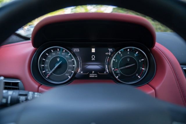 Used 2022 Maserati Levante Modena image 38