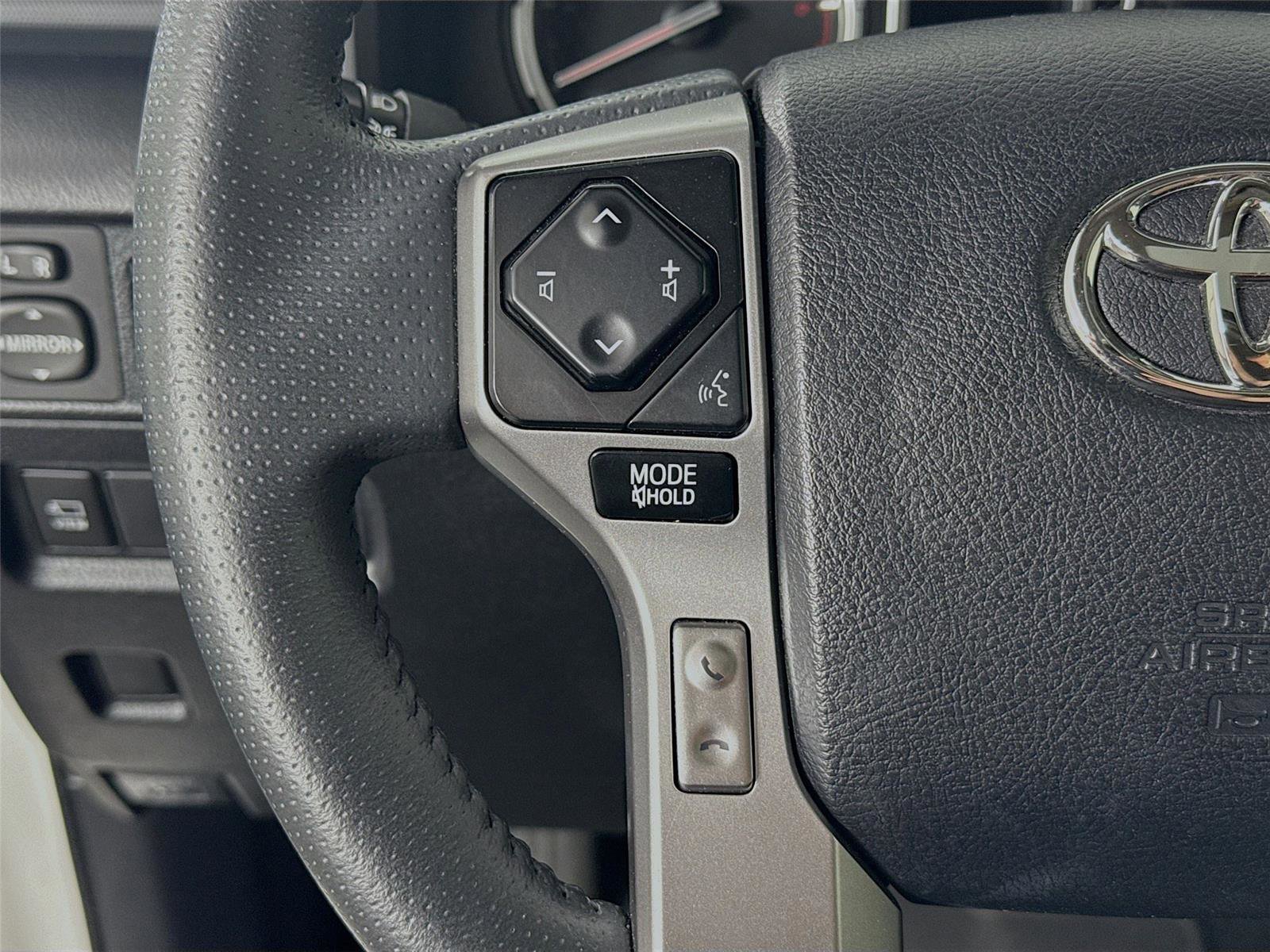 Used 2022 Toyota 4Runner Limited image 24