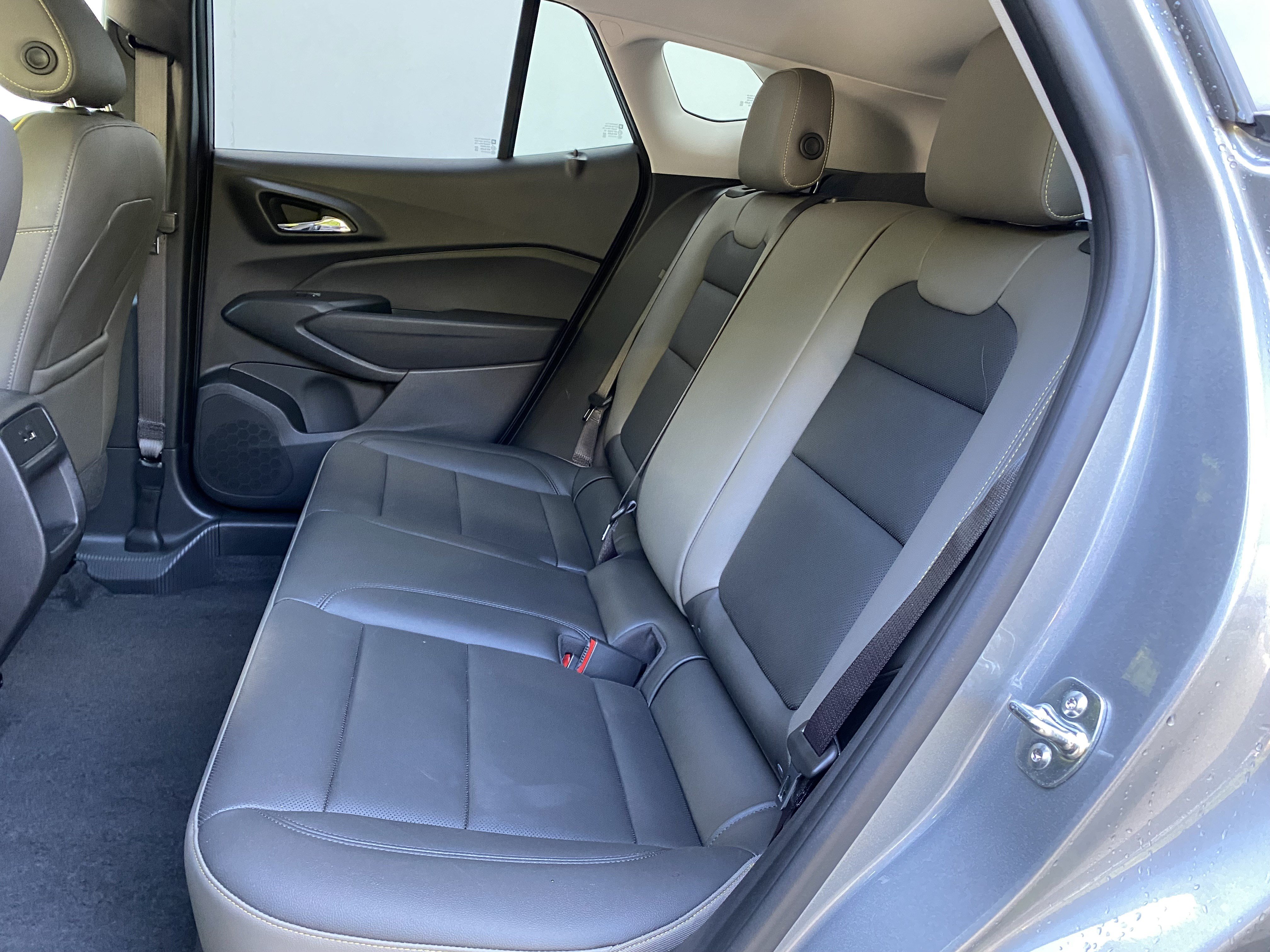 Used 2025 Chevrolet Trax ACTIV w/ Driver Confidence Package FWD image 35