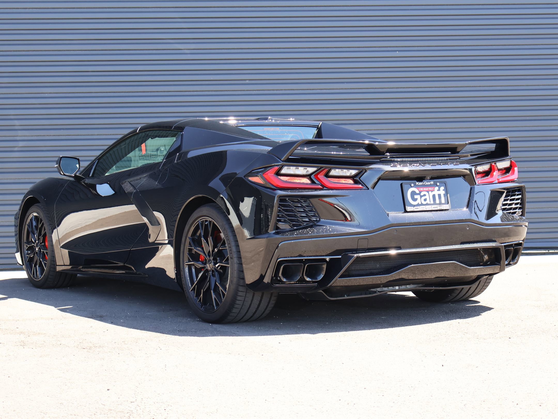 Used 2024 Chevrolet Corvette Stingray Premium Conv w/ Z51 Performance Package RWD image 7