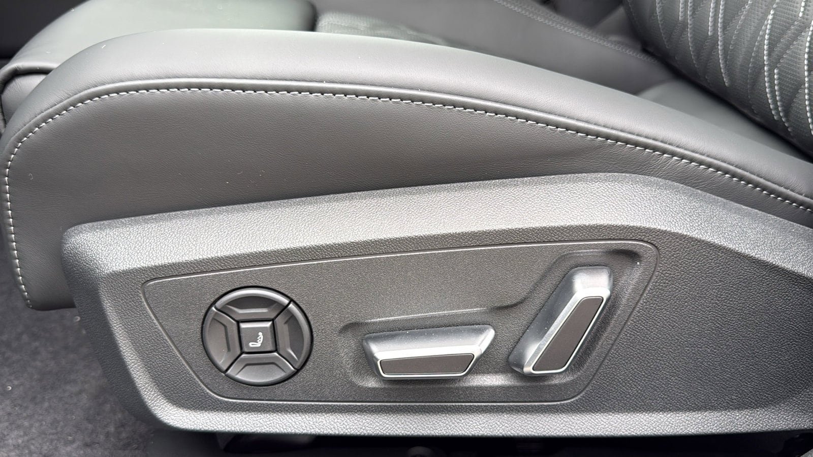 New 2026 Audi S5 Premium Plus AWD/4WD image 11