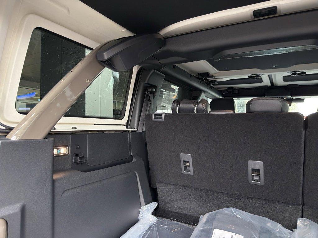 New 2026 Ford Bronco Badlands AWD/4WD image 7