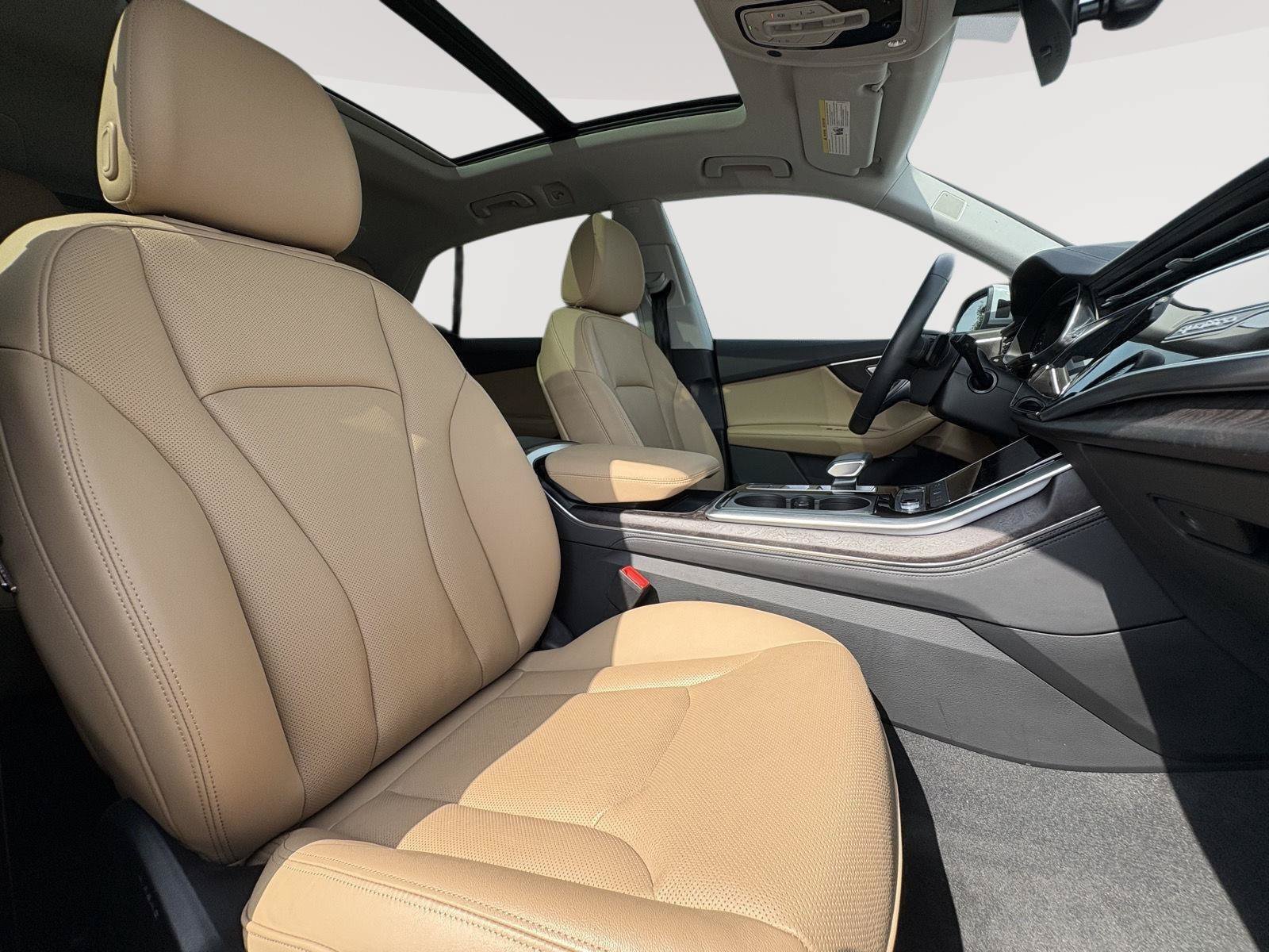 Certified 2023 Audi Q8 Premium Plus w/ Premium Plus Package AWD/4WD image 24