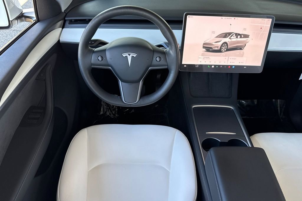 Used 2023 Tesla Model Y Long Range AWD/4WD image 13