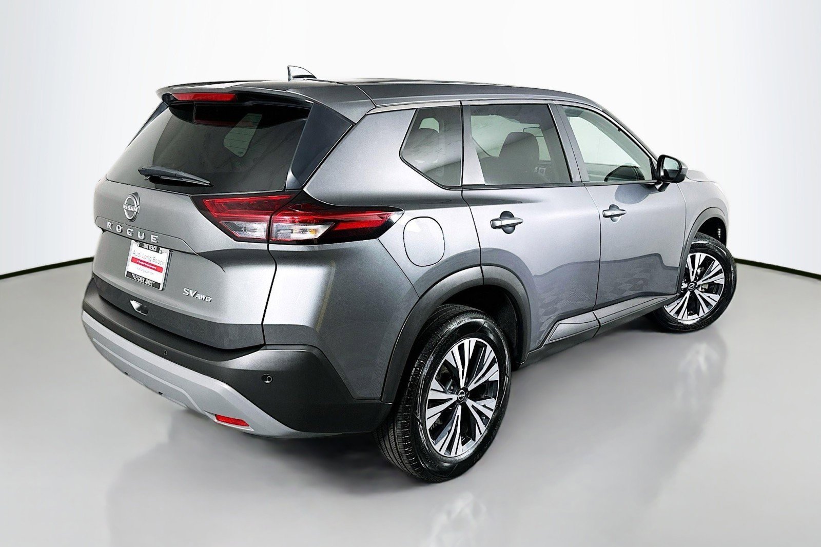 Used 2023 Nissan Rogue SV image 14