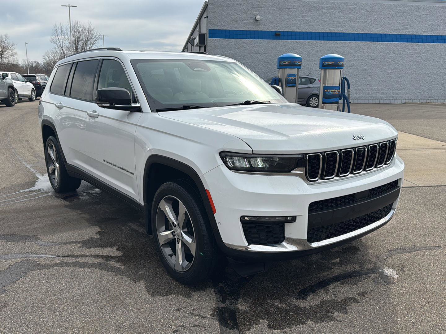 Used 2021 Jeep Grand Cherokee L Limited w/ Luxury Tech Group II image 8