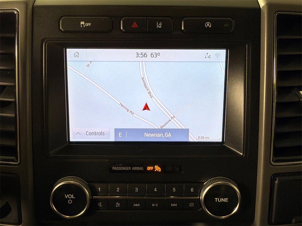 Used 2020 Ford Expedition XLT w/ Equipment Group 202A image 2