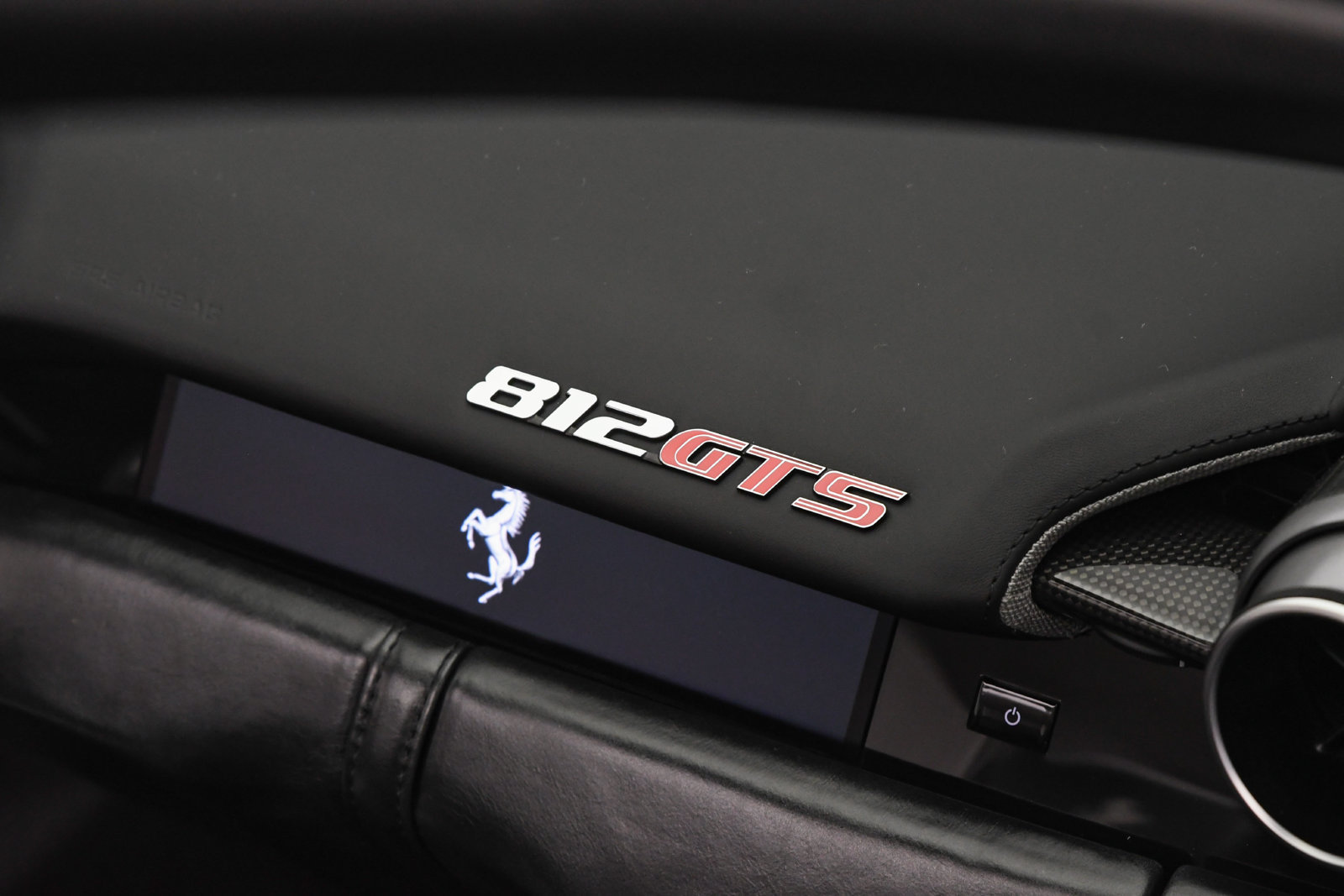 Used 2022 Ferrari 812 GTS RWD image 30