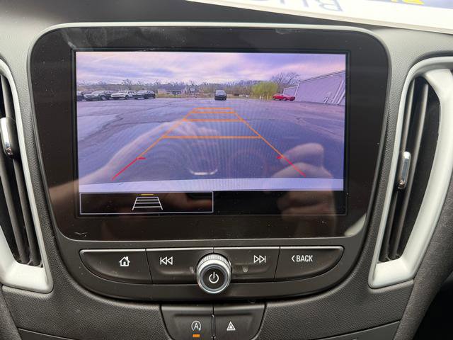 Used 2024 Chevrolet Malibu LT FWD image 17