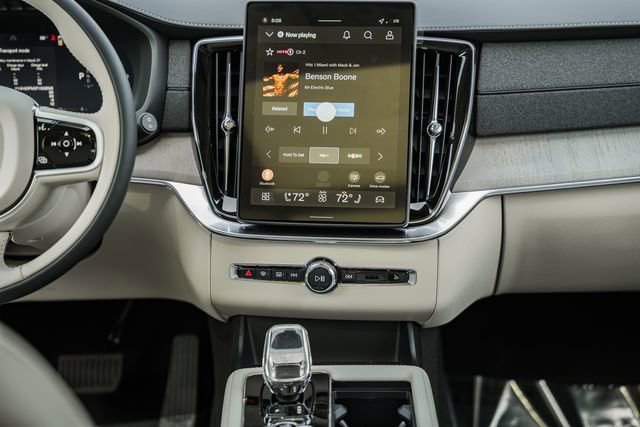 New 2026 Volvo XC90 T8 Ultra w/ Protection Package Premier image 21