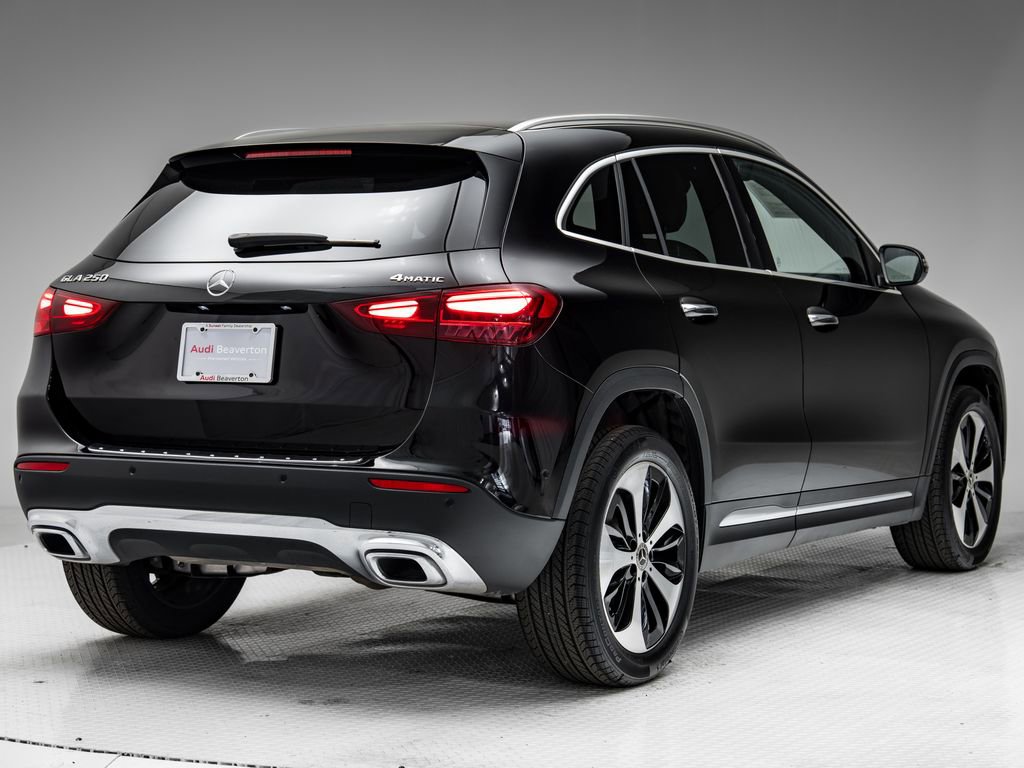 Used 2025 Mercedes-Benz GLA 250 4MATIC image 31