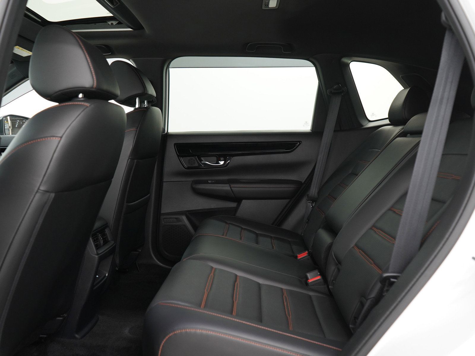 Used 2025 Honda CR-V Sport Touring image 18